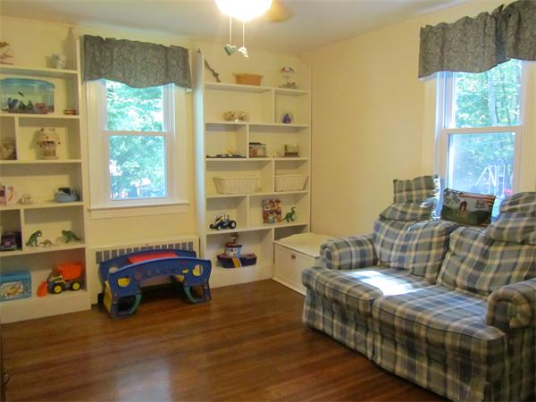 129 Fowler Road Northbridge, MA 01534 - Photo 8 of 17