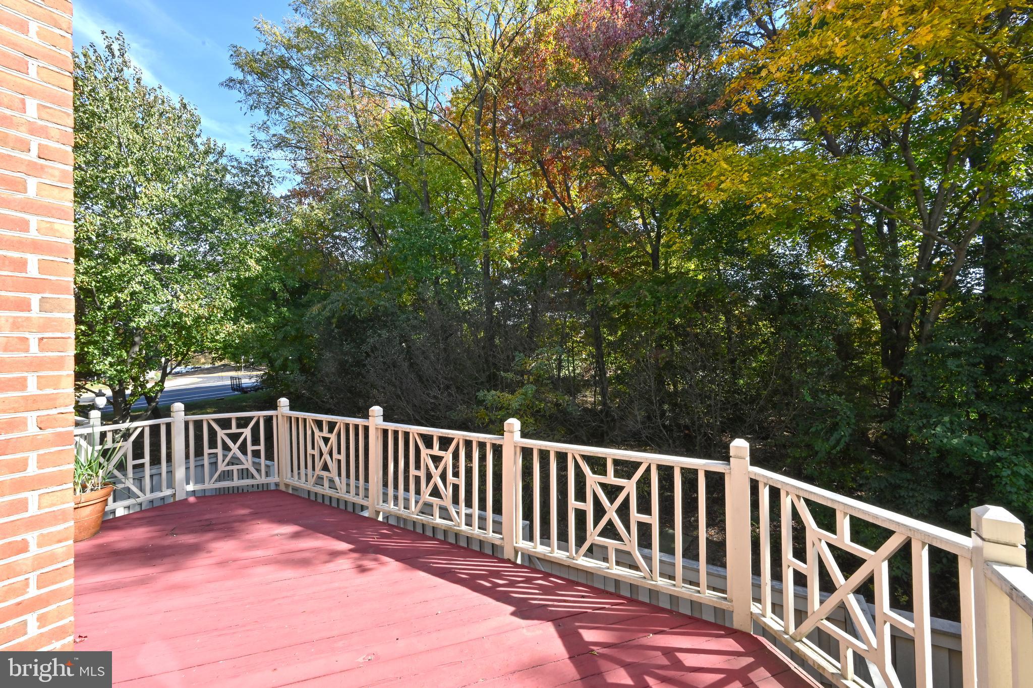 2143 Wolftrap Court Vienna, VA 22182 - Photo 2 of 6