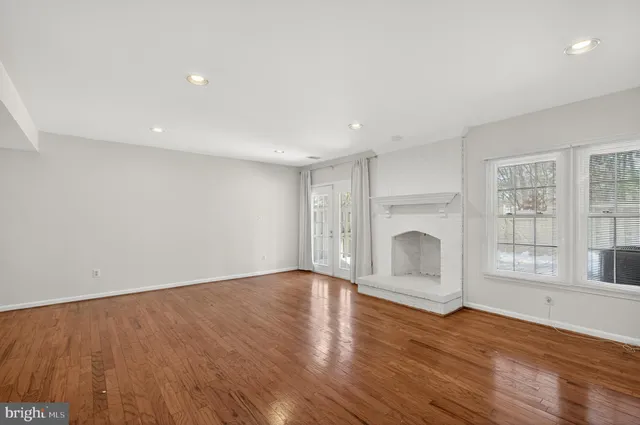 $919,900 | 2143 Wolftrap Court, Vienna, VA 22182