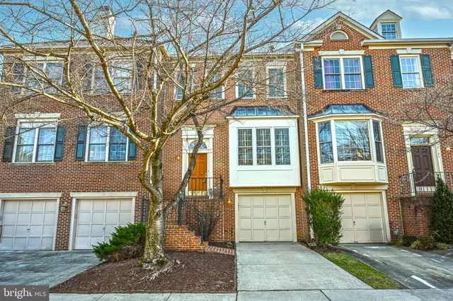 $919,900 | 2143 Wolftrap Court, Vienna, VA 22182