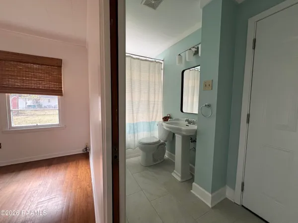 $1,800 | 215 Stephens Street, Lafayette, LA 70506