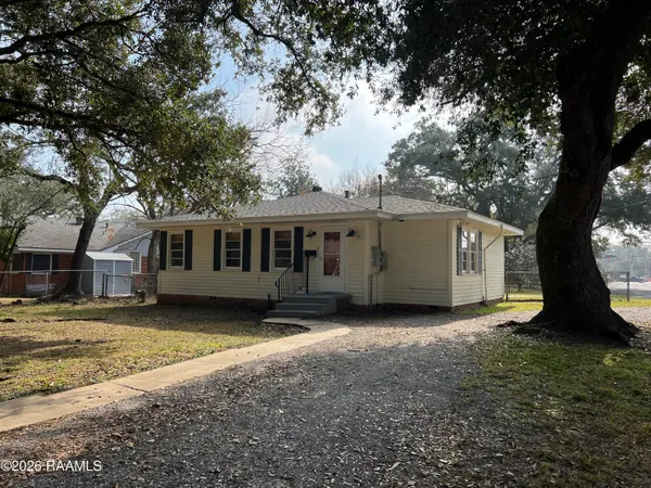 $1,800 | 215 Stephens Street, Lafayette, LA 70506