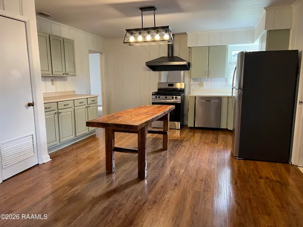 $1,800 | 215 Stephens Street, Lafayette, LA 70506