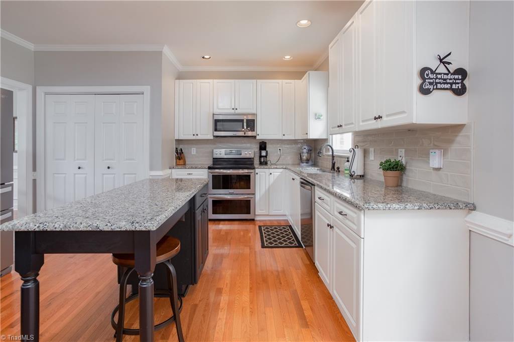 1709 Curraghmore Road Clemmons, NC 27012 - Photo 9 of 23