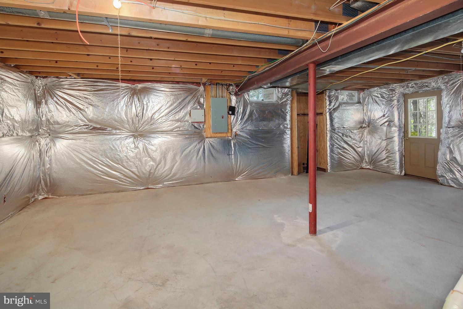 12557 Rock Ridge Road Herndon, VA 20170 - Photo 22 of 25 Basement