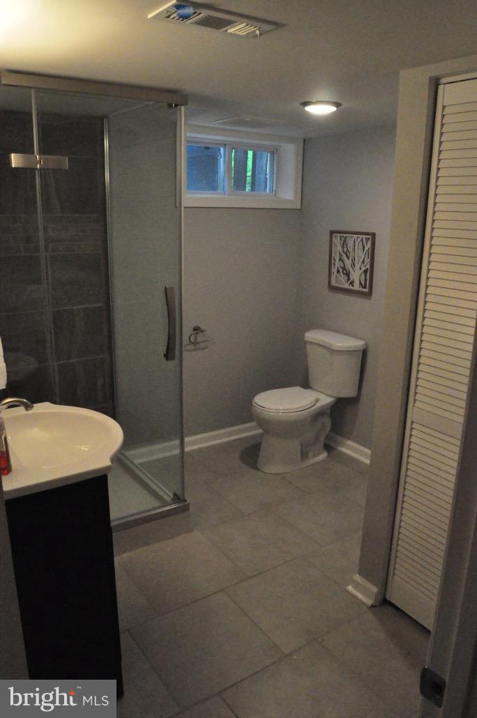 1623 Ramblewood Road Baltimore, MD 21239 - Photo 15 of 24 Bath