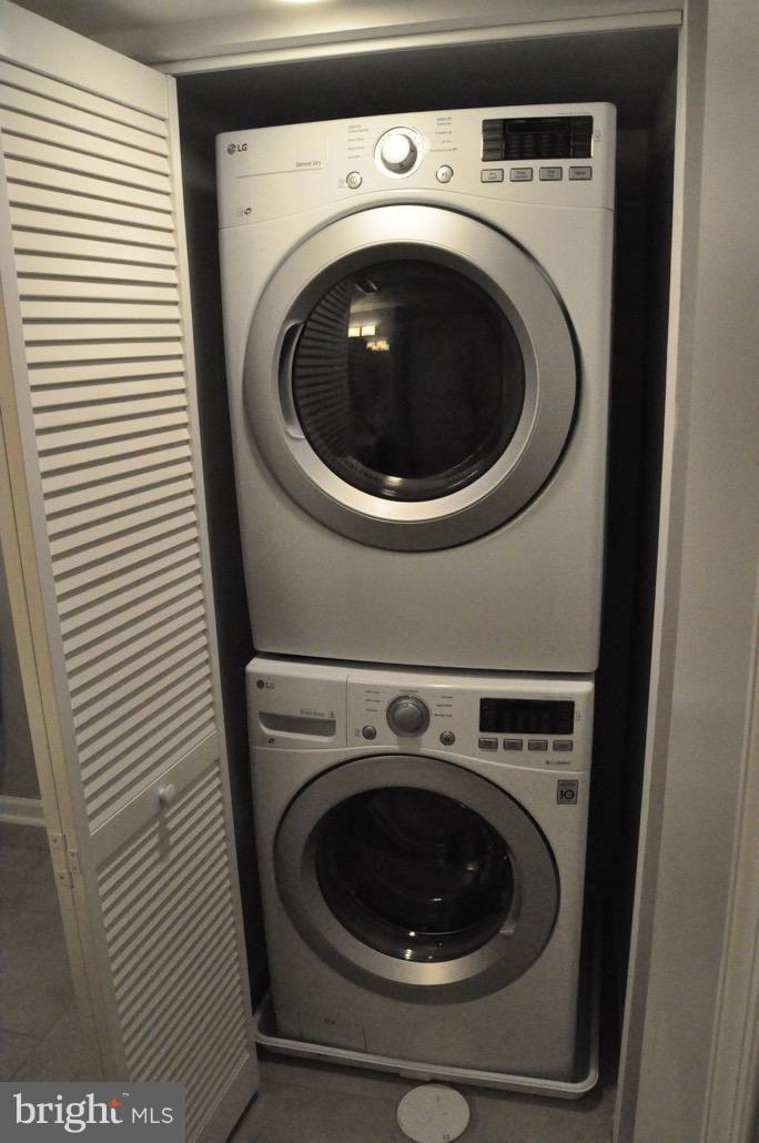 1623 Ramblewood Road Baltimore, MD 21239 - Photo 21 of 24 Laundry