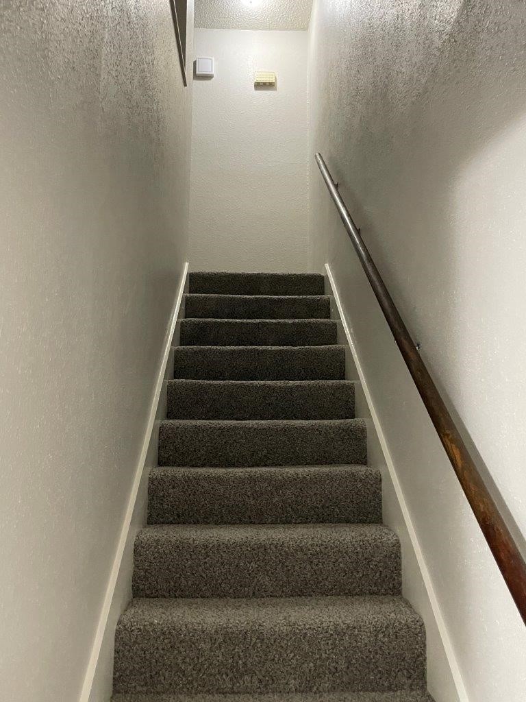 3608 Ocee Street Houston, TX 77063 - Photo 20 of 31 a view of entryway