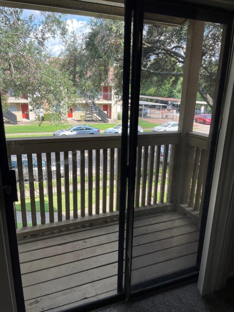 3608 Ocee Street Houston, TX 77063 - Photo 31 of 31 a view of a porch