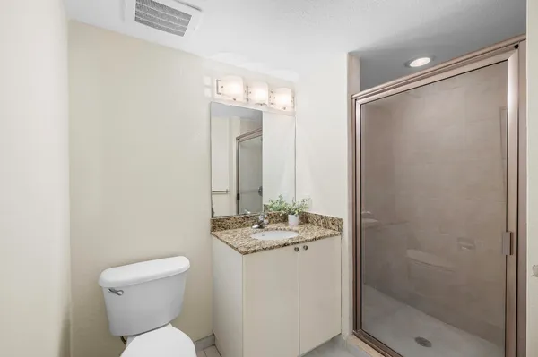 $2,500 | 1830 Radius Drive, Unit 803, Hollywood, FL 33020