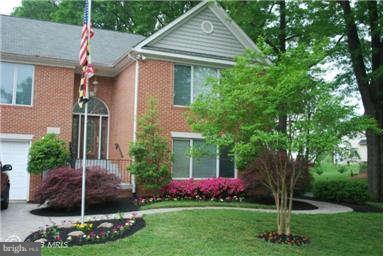 2925 Marlow Road Silver Spring, MD 20904 - Photo 2 of 20 a front view of a house with a garden
