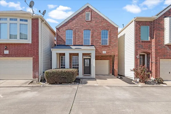 $299,900 | 1720 Aden Mist Drive, Houston, TX 77003