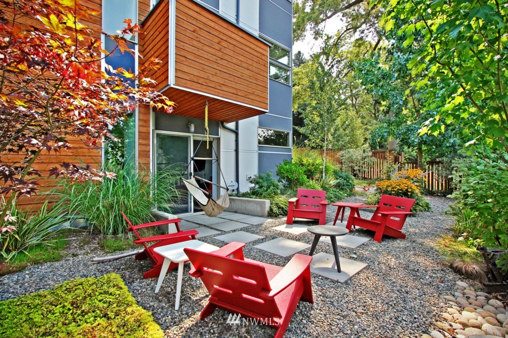 4525 Renton Avenue South Seattle, WA 98108 - Photo 11 of 12 Gallery Image 11
