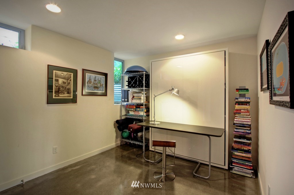 4525 Renton Avenue South Seattle, WA 98108 - Photo 6 of 12 Gallery Image 6
