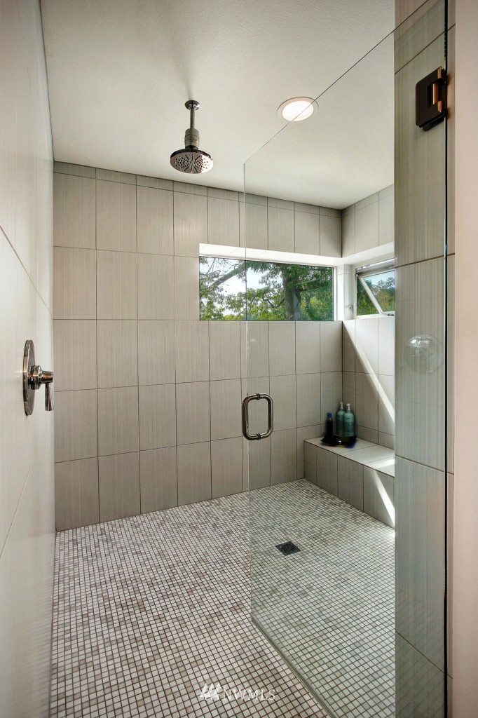 4525 Renton Avenue South Seattle, WA 98108 - Photo 10 of 12 Gallery Image 10