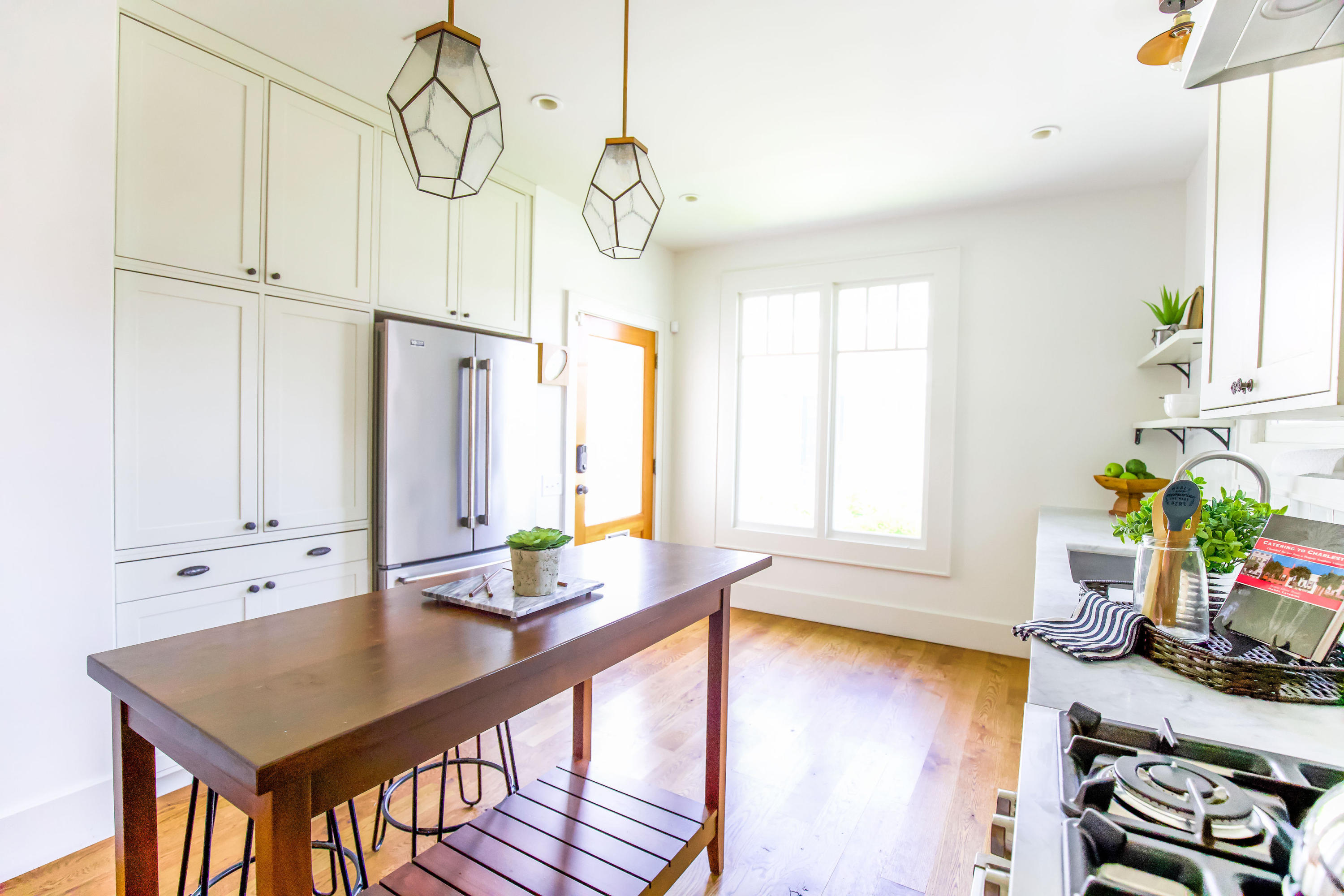 828 Rutledge Avenue Charleston, SC 29403 - Photo 14 of 48 0M0A9226