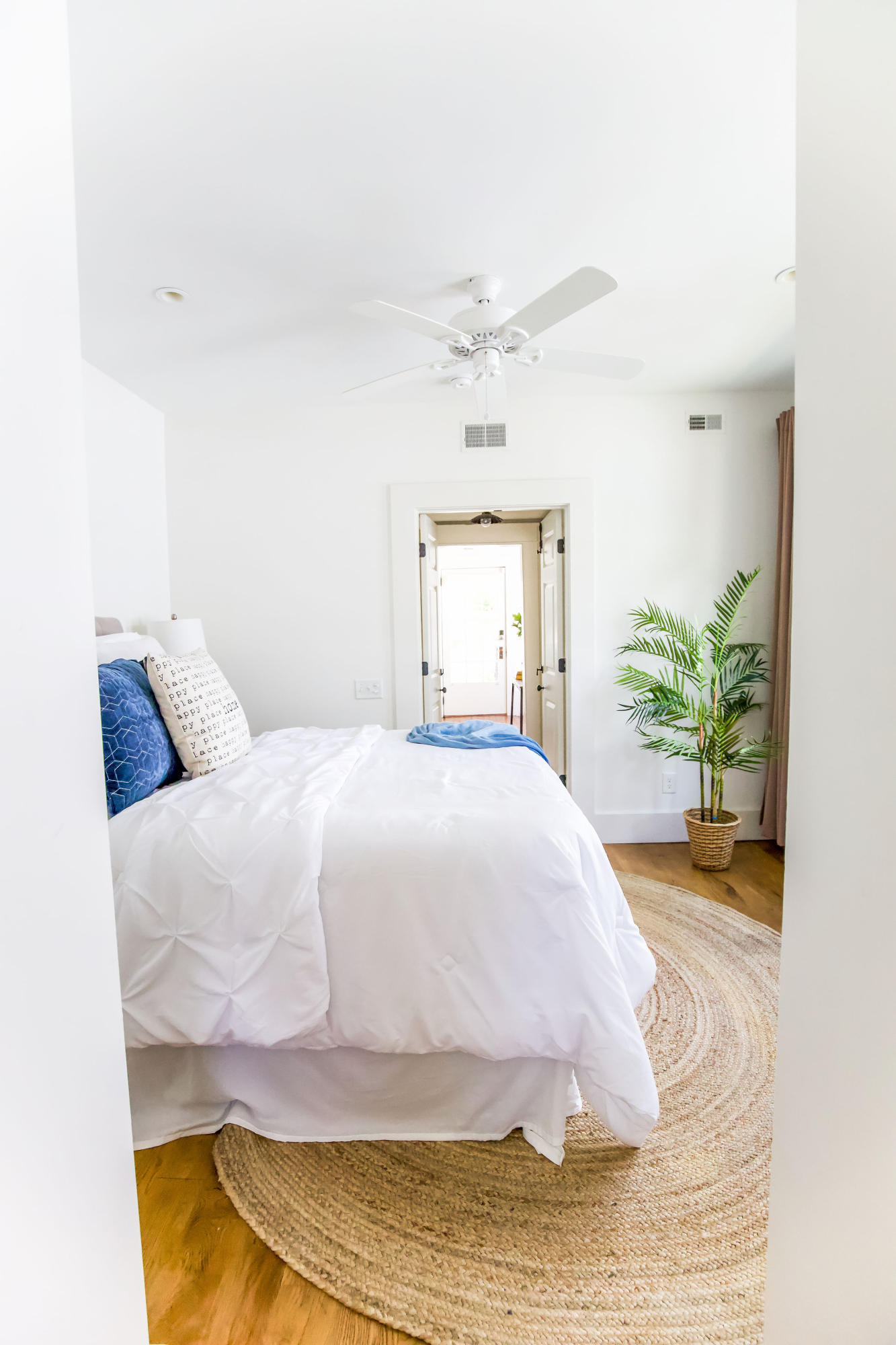 828 Rutledge Avenue Charleston, SC 29403 - Photo 35 of 48 0M0A9192