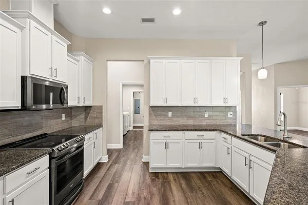 $649,900 | 11099 Yellow Hammer Avenue, Weeki Wachee, FL 34614