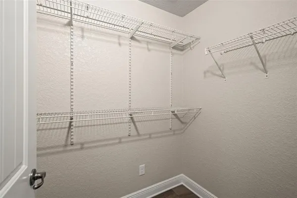 $649,900 | 11099 Yellow Hammer Avenue, Weeki Wachee, FL 34614