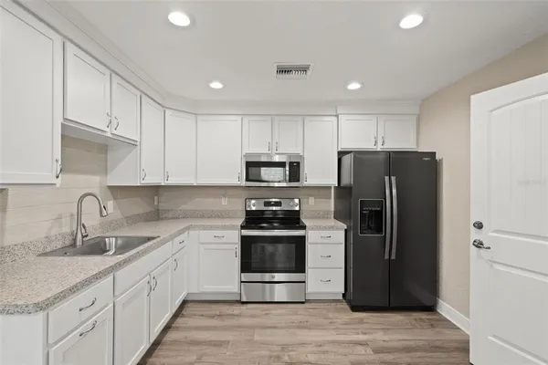 $649,900 | 11099 Yellow Hammer Avenue, Weeki Wachee, FL 34614