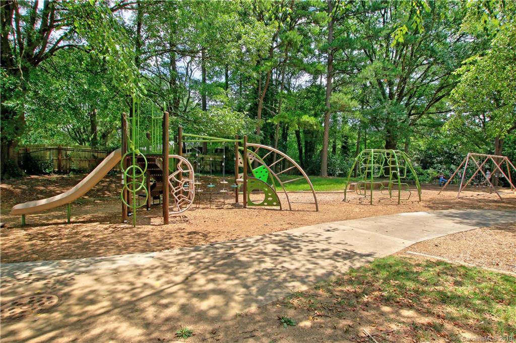 4137 Applegate Road Charlotte, NC 28209 - Photo 42 of 44 a view of outdoor space with entertaining space