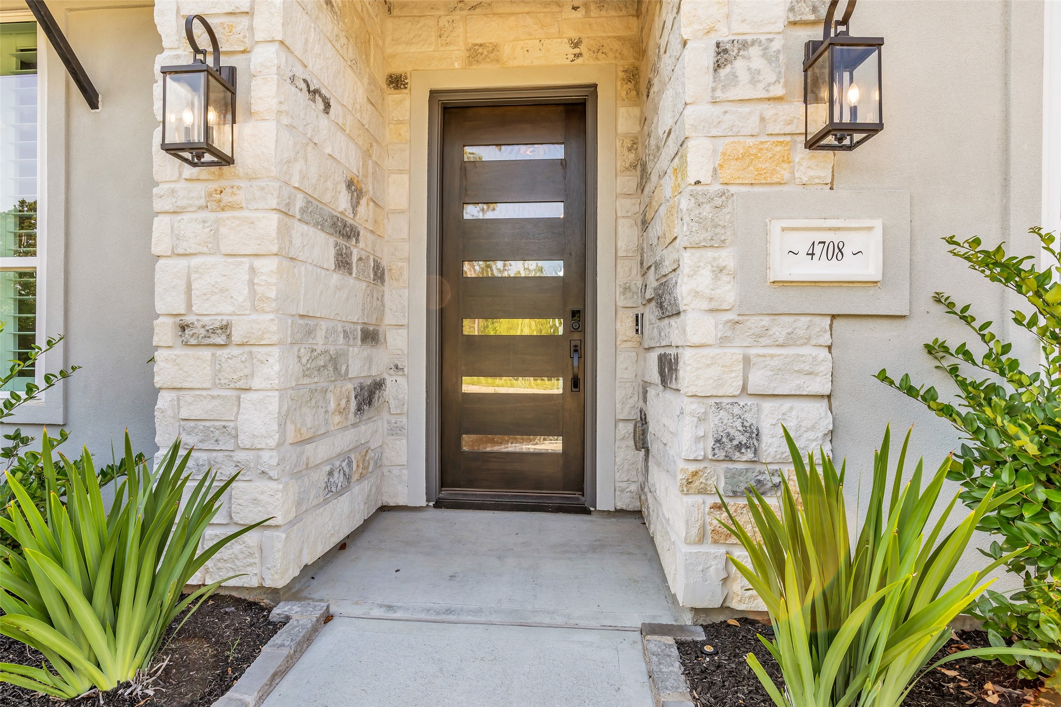 4708 Lorelai Lane Spring, TX 77386 - Photo 2 of 42