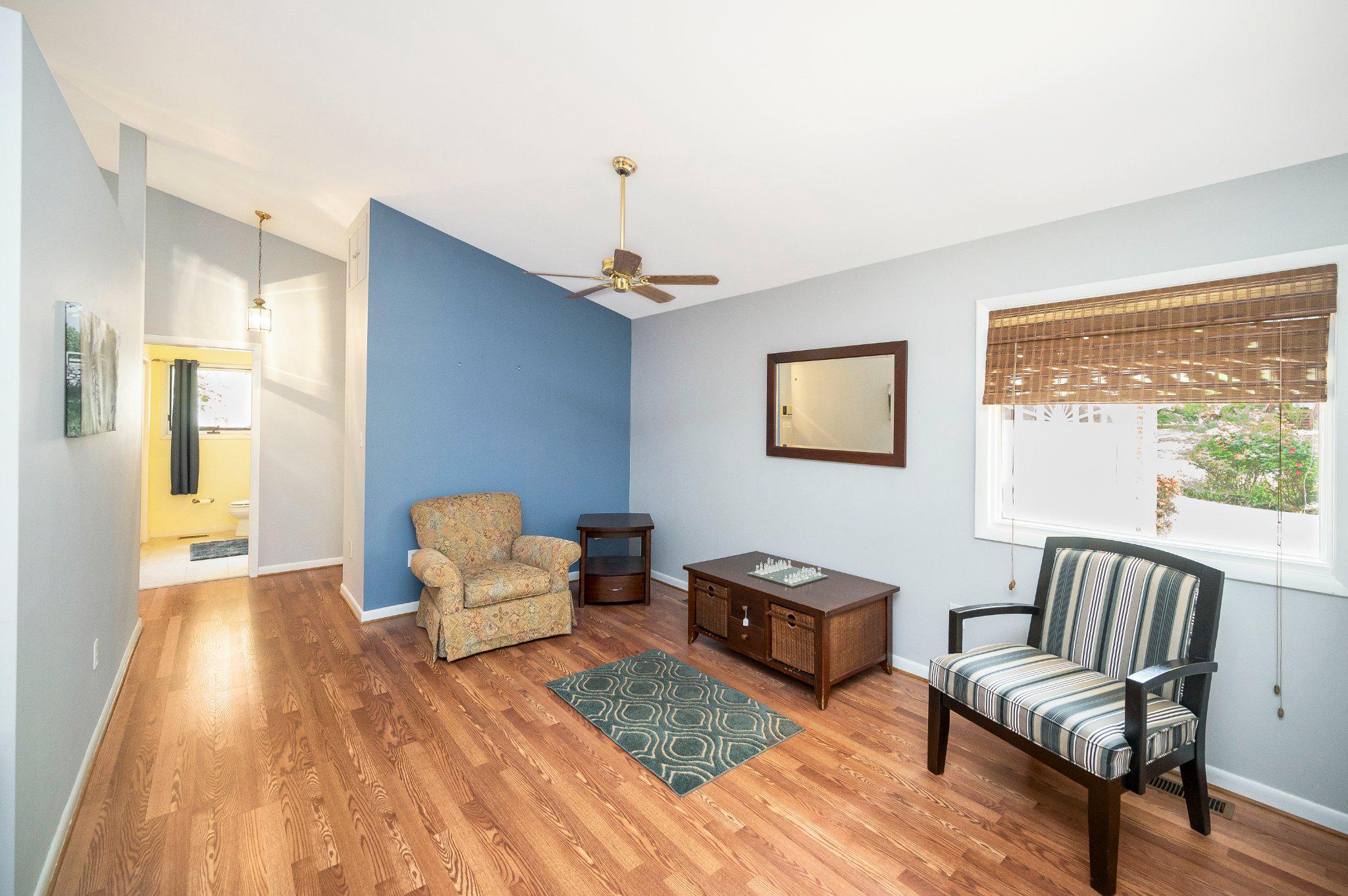 110 Federal Road Locust Grove, VA 22508 - Photo 20 of 77 a living room with furniture and a large window