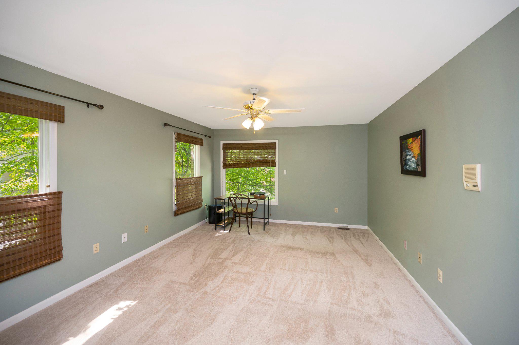 110 Federal Road Locust Grove, VA 22508 - Photo 30 of 77 Main Level Primary suite