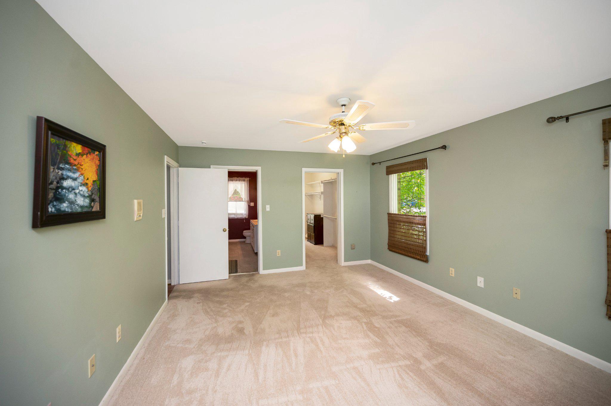 110 Federal Road Locust Grove, VA 22508 - Photo 31 of 77 Spacious room with Walk-in Closet & Bath