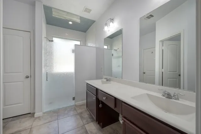 a view of walk in closet