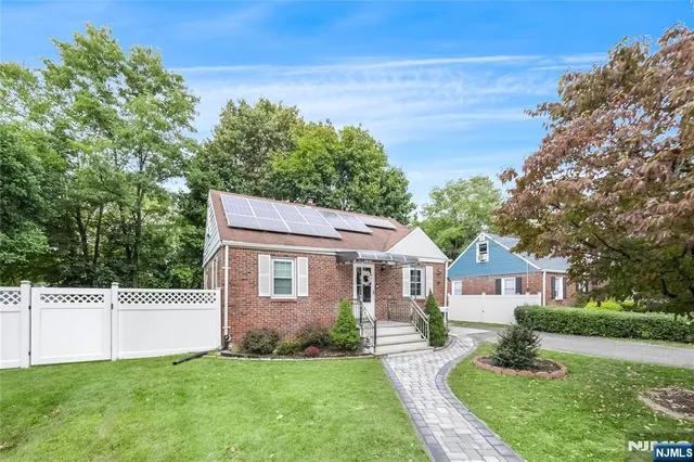 $3,600 | 236 Knickerbocker Road, Dumont, NJ 07628