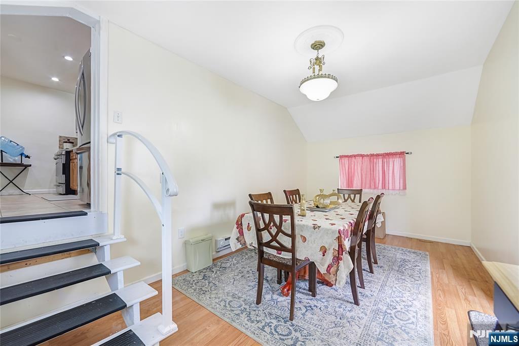 236 Knickerbocker Road Dumont, NJ 07628 - Photo 18 of 27