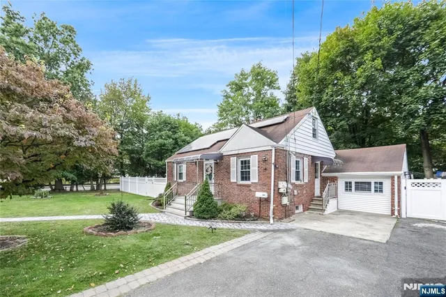 $3,600 | 236 Knickerbocker Road, Dumont, NJ 07628