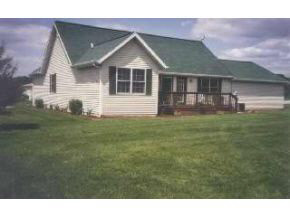 49 Westward Road Spencer, IN 47460 - Photo 2 of 6