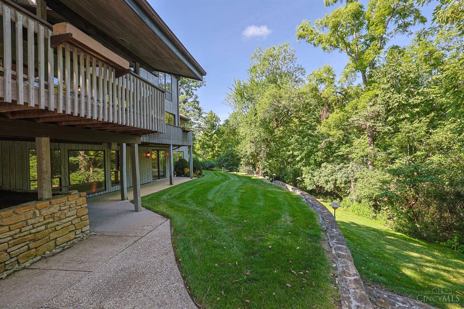 4805 Drake Road Cincinnati, OH 45243 - Photo 71 of 97 Gallery Image 71