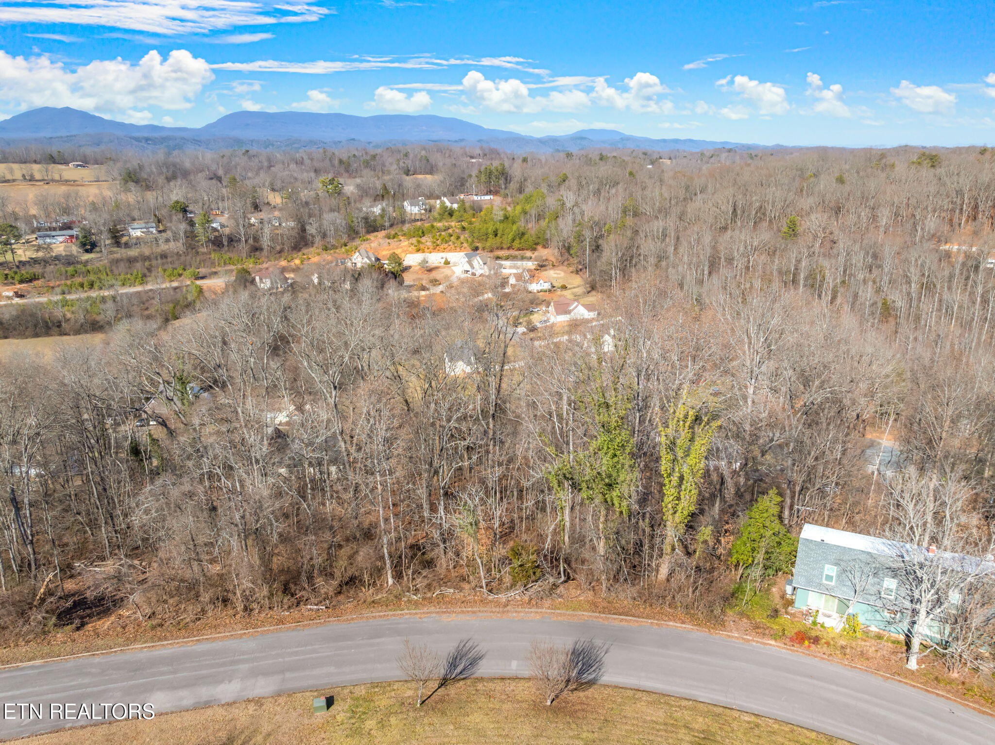 48 Orchard Knob Road Clinton, TN 37716 - Photo 28 of 29 Gallery Image 28