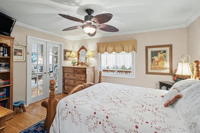 $425,000 | 306 Pineknoll Court, Brighton, MI 48116