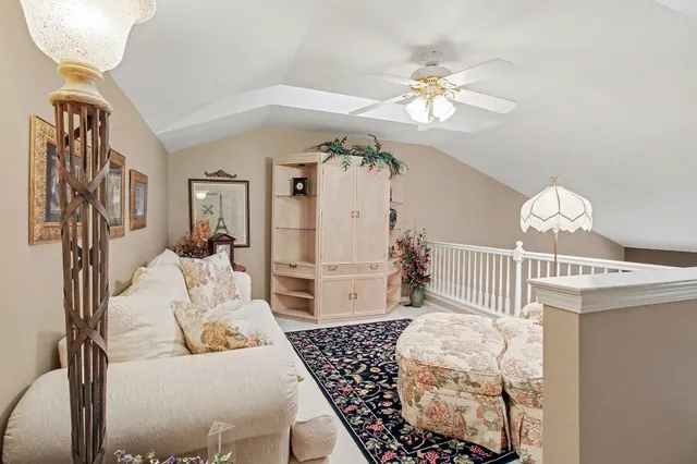 $425,000 | 306 Pineknoll Court, Brighton, MI 48116