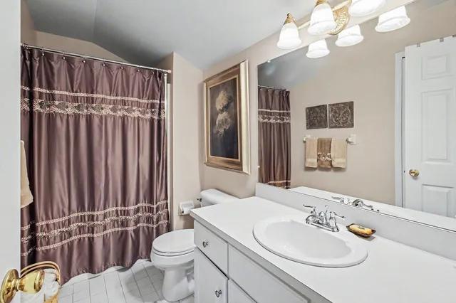 $425,000 | 306 Pineknoll Court, Brighton, MI 48116