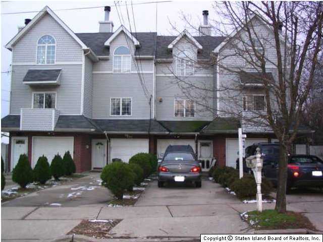689 Annadale Road Staten Island, NY 10312 - Photo 1 of 4 Primary Photo