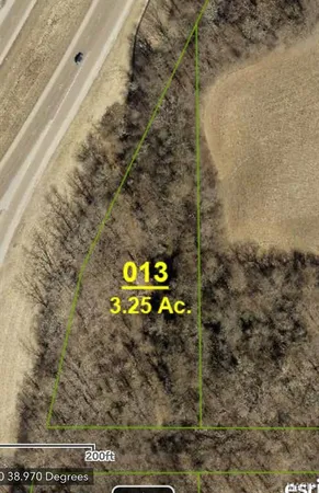 $19,900 | Hillsboro Road, New Douglas, IL 62074