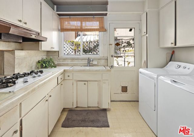 $1,925,000 | 6501 Commodore Sloat Drive, Los Angeles, CA 90048