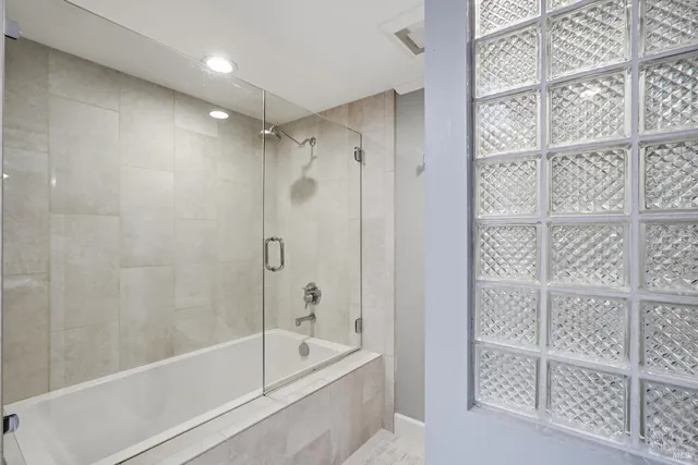 $2,249,000 | 26 Brassie Court, Novato, CA 94949