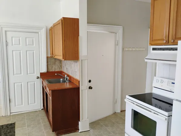 $2,650 | 903 Ridge Road, Unit 2, Wilmette, IL 60091