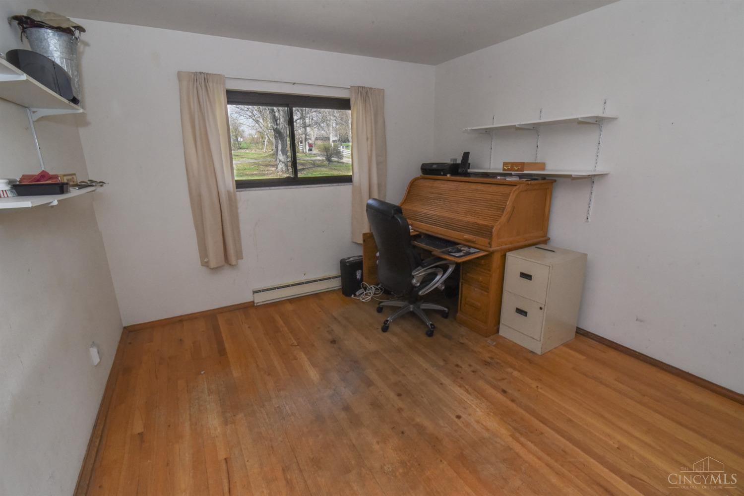 7710 Gaines Road Cincinnati, OH 45247 - Photo 13 of 25