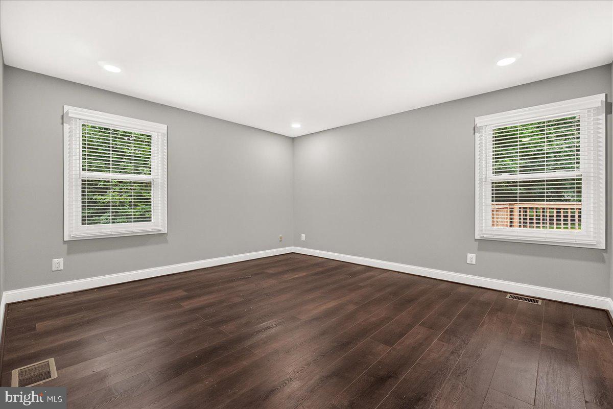 2683 Walston Road Mount Airy, MD 21771 - Photo 28 of 62 Spacious room with natural light.