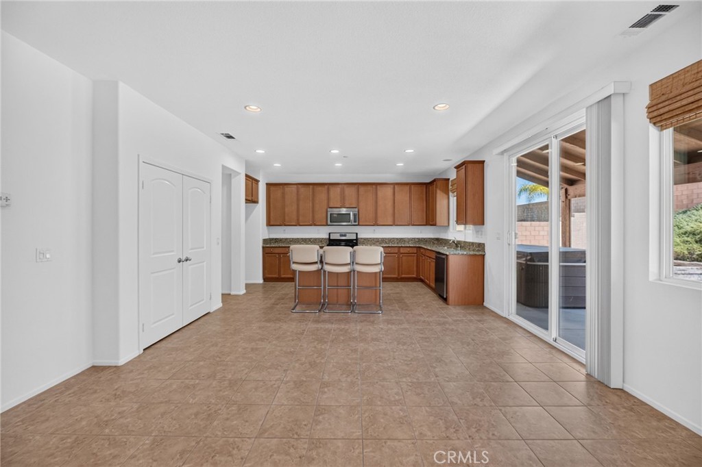 34892 Armstrong Road Winchester, CA 92596 - Photo 10 of 49 Gallery Image 10