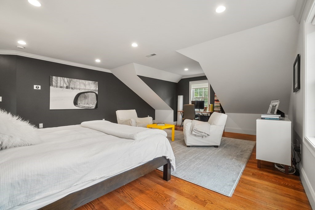 23 East Quinobequin Road Newton, MA 02468 - Photo 25 of 42
