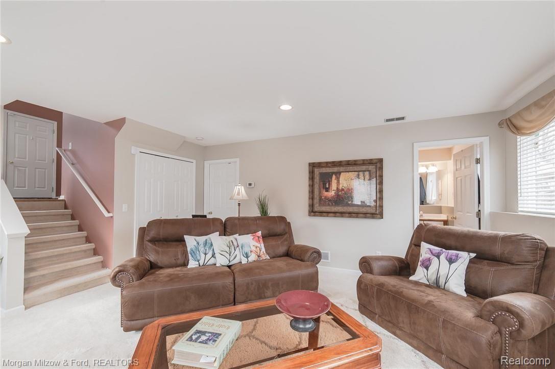 7710 Bridge Road Waterford, MI 48329 - Photo 20 of 31 Bridge Road (20).jpg