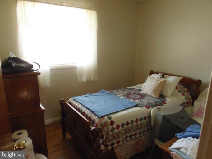 617 Pin Oak Road Severna Park, MD 21146 - Photo 14 of 25 Bedroom